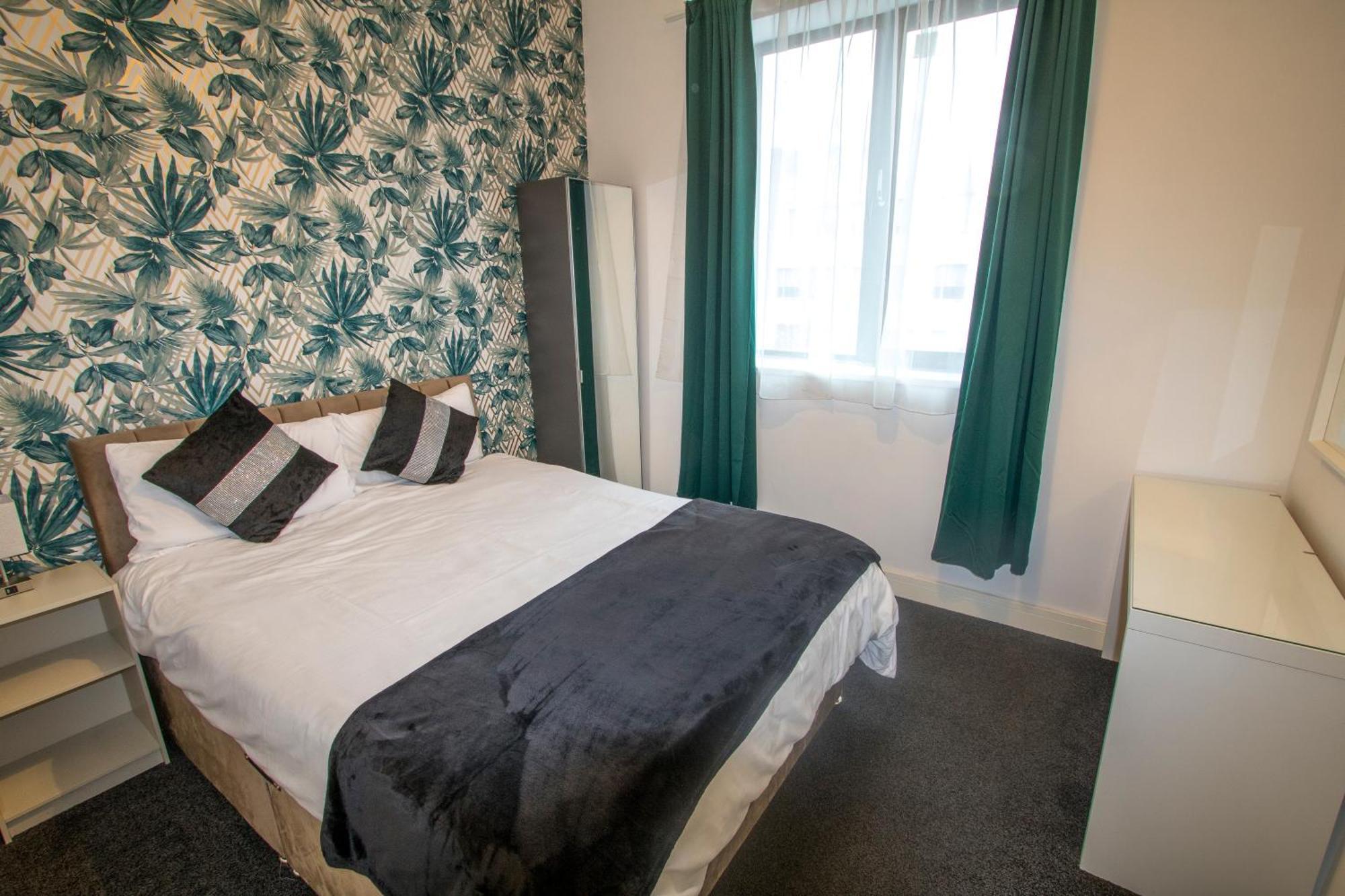 Ideal For Groups - 2 Bedroom Apartment - Free Parking, Transit Links, Close To Stadiums 맨체스터 외부 사진